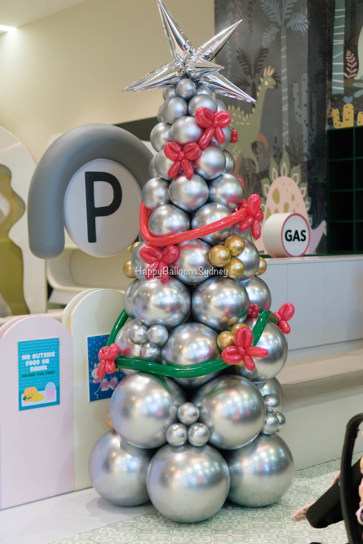 SKU-501001 Balloon Christmas Tree Decoration