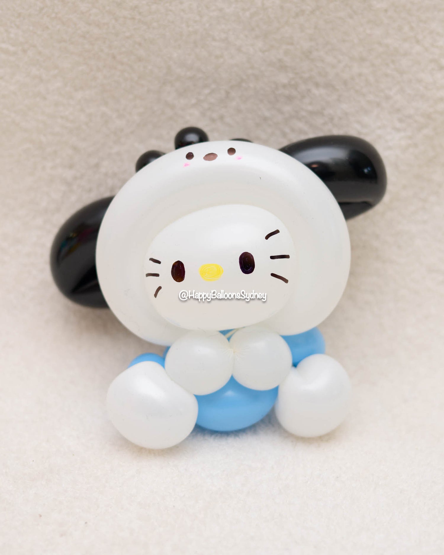 SKU-201032 Twisted Balloon Character Figurine