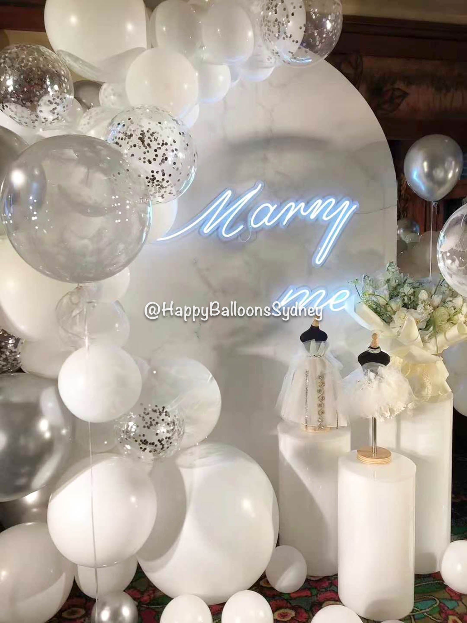 SKU-402001 Engagement decoration Garland and Balloons Heart