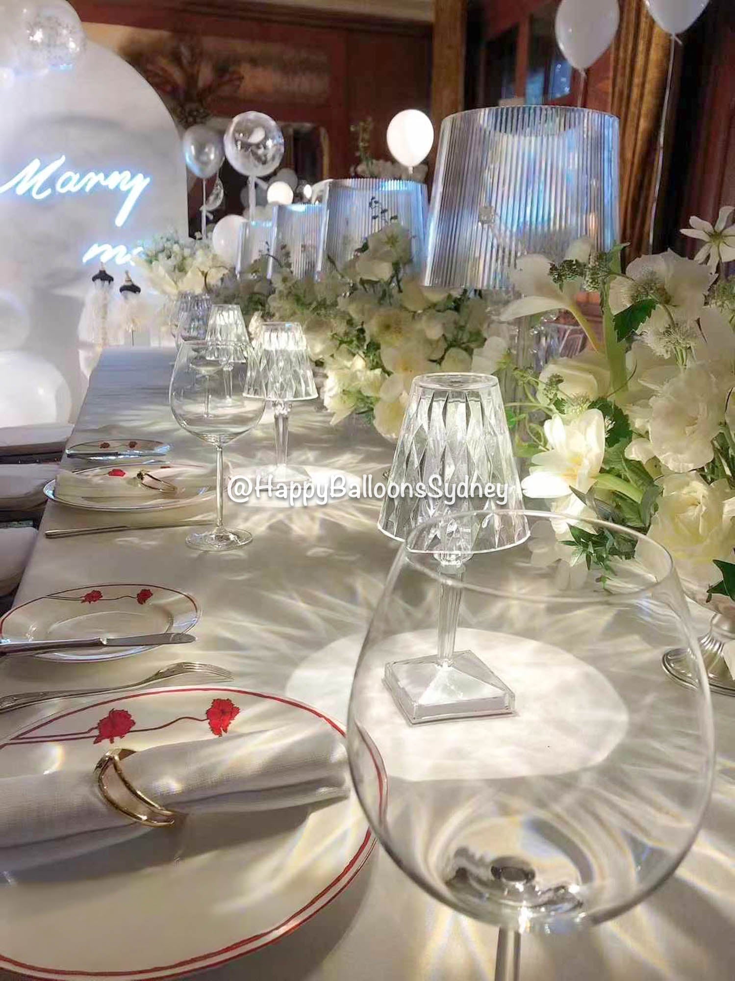 SKU-402001 Engagement decoration Garland and Balloons Heart