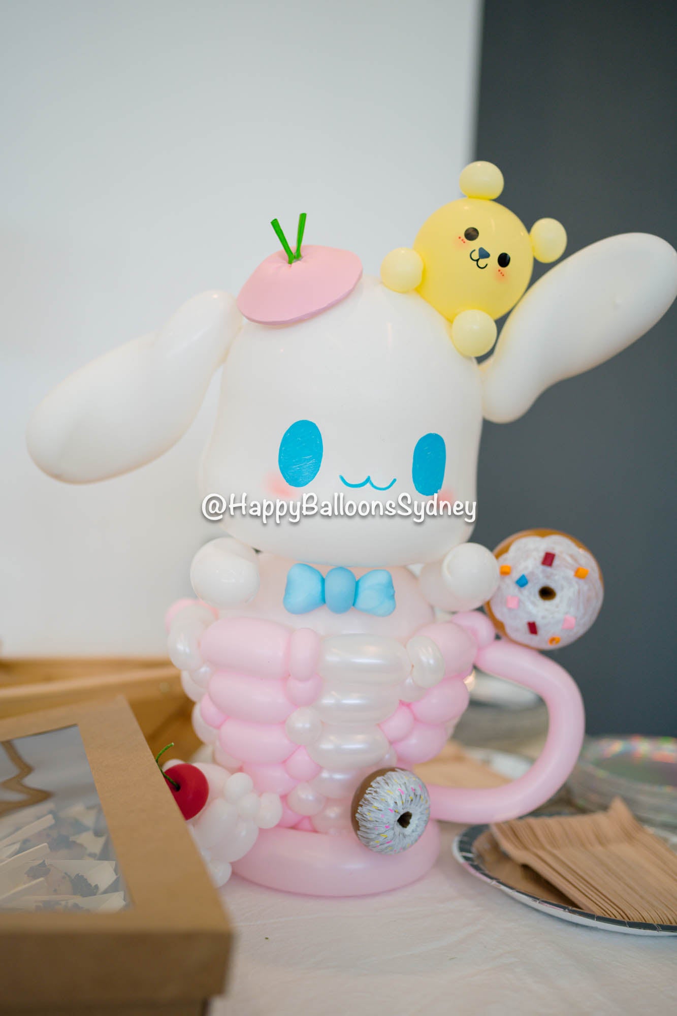 SKU-401012 Cinnamonroll Birthday Party decorations setup