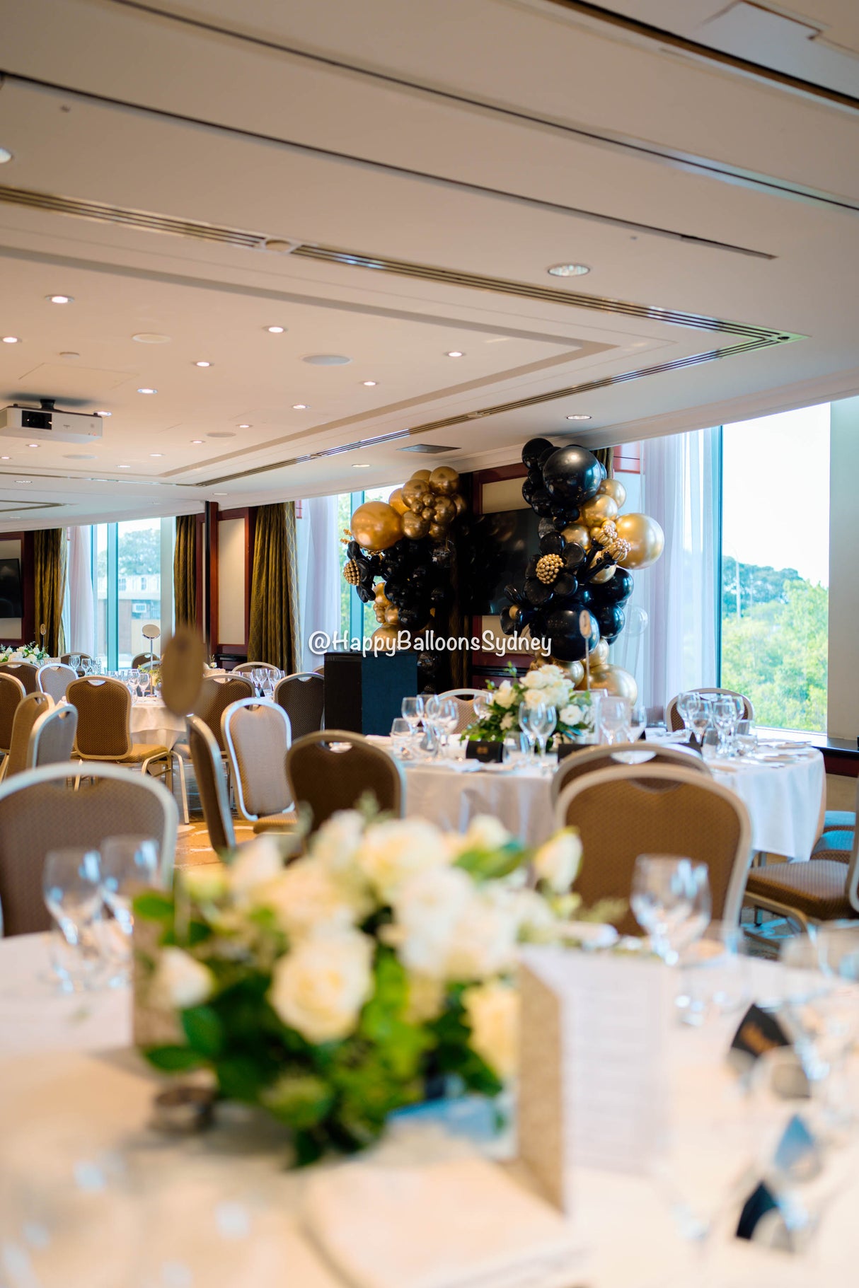 SKU-403007 Balloon Garland for Business Event