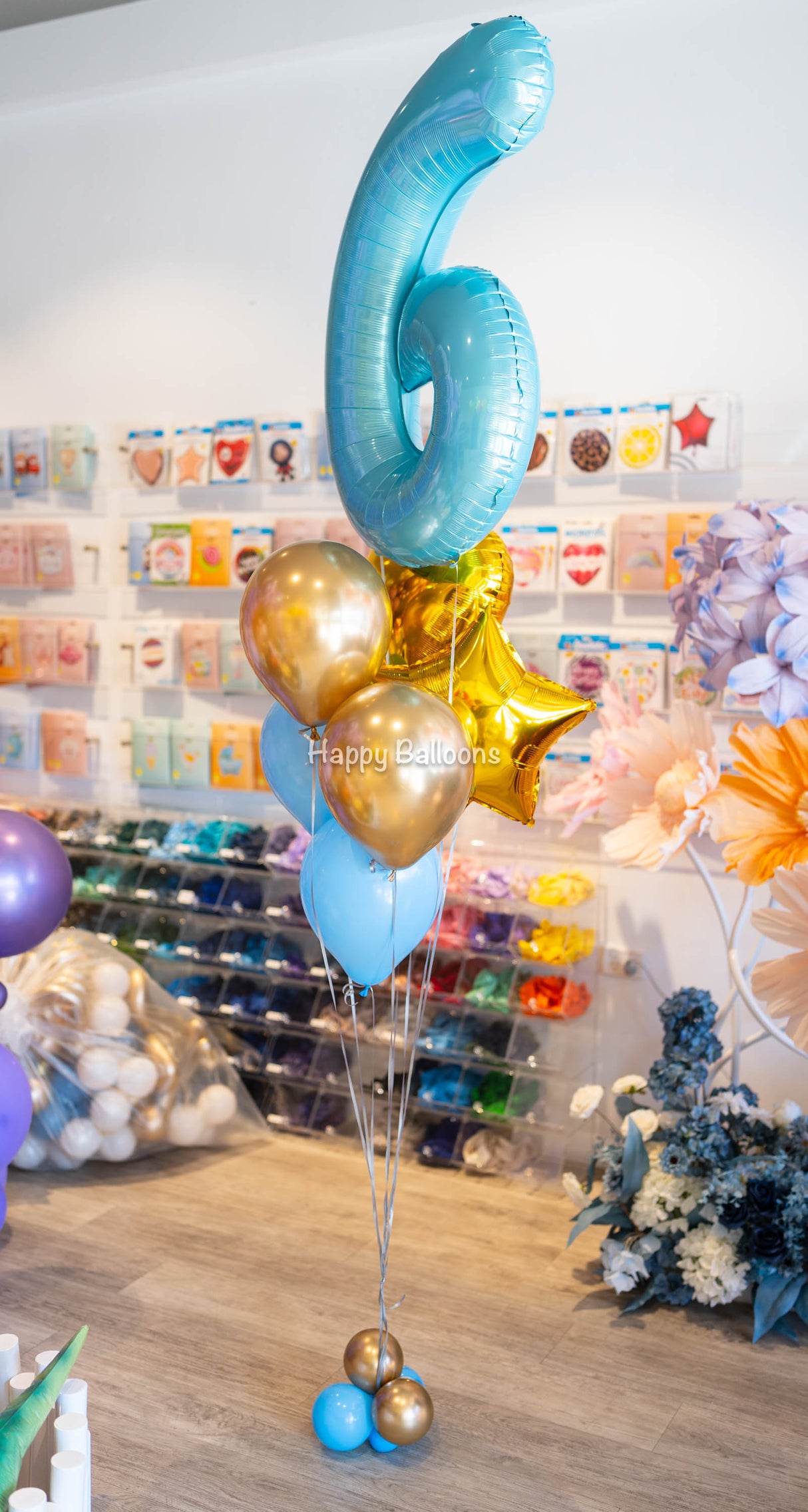 SKU-101018 4 Latex + 2 Foil + 1 Number Helium Balloon Bouquet
