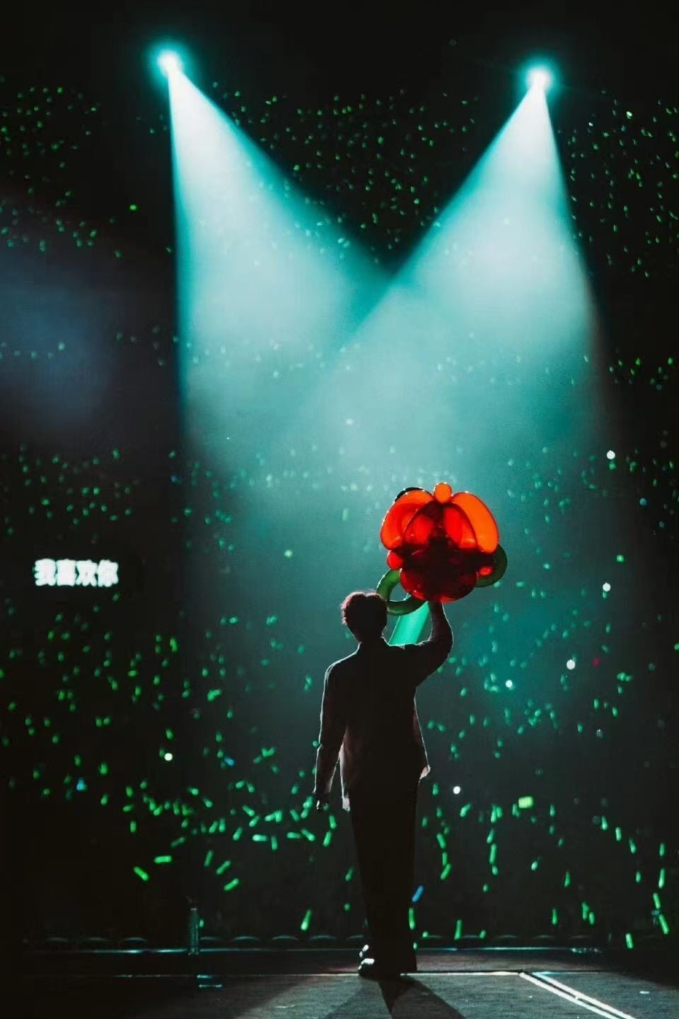 SKU-102049 Giant Balloon Rose | Valentine's Day Flower