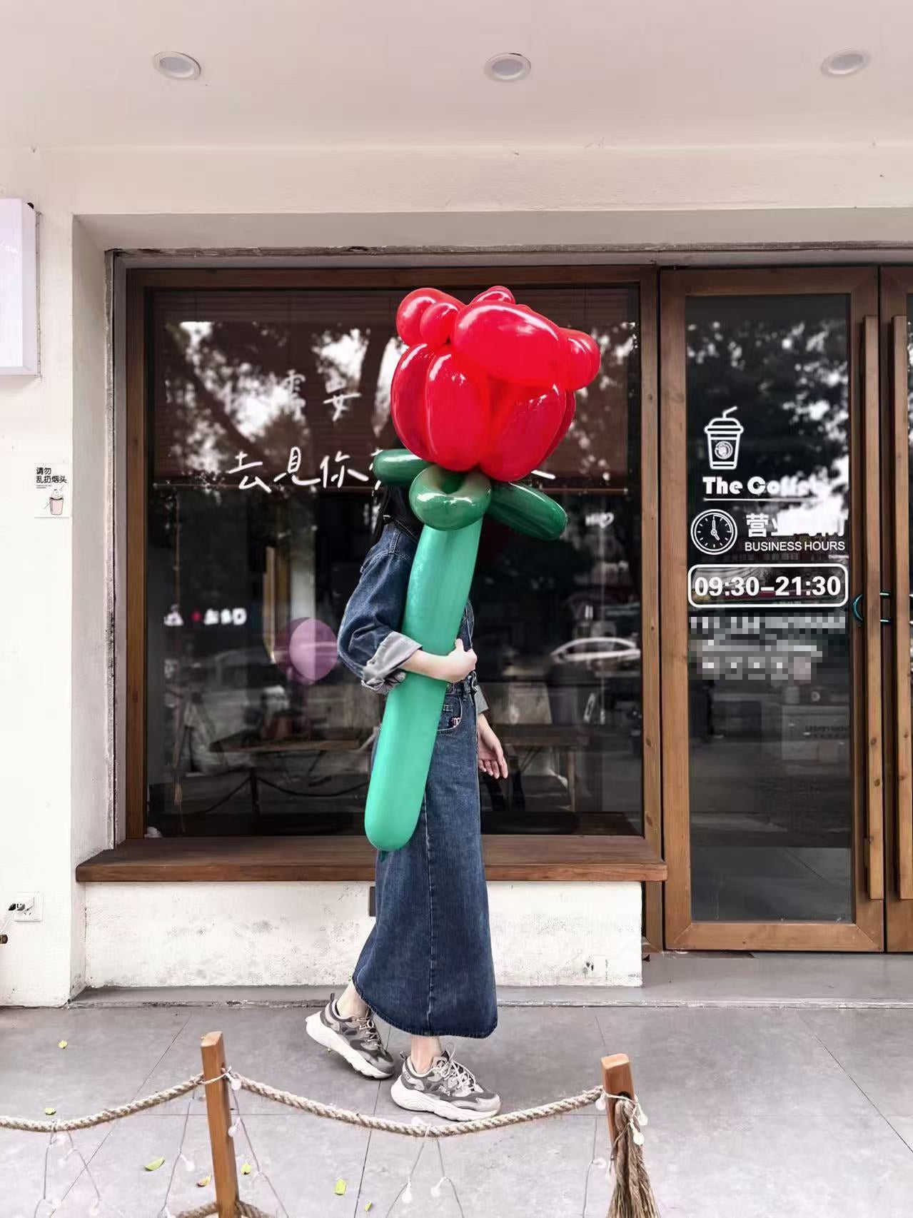 SKU-102049 Giant Balloon Rose | Valentine's Day Flower