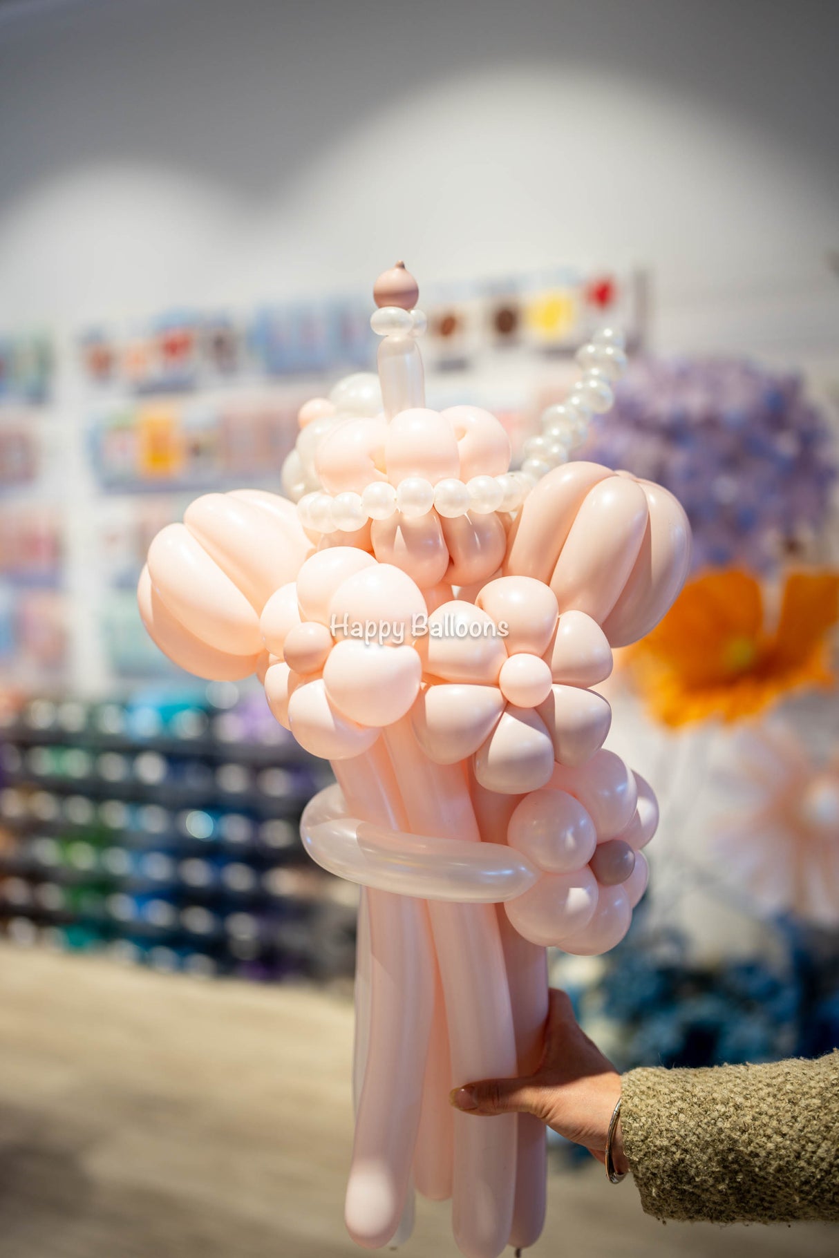 SKU-102043 Twisted Balloons Flowers Bouquet Birthday Cake